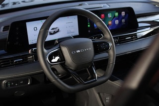 Thumbnail Mobil 4