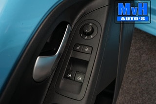 Thumbnail Mobil 7
