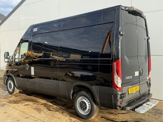 Thumbnail Mobil 2
