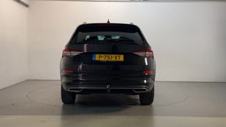 Thumbnail Mobil 8