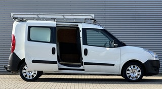 Thumbnail Mobil 2