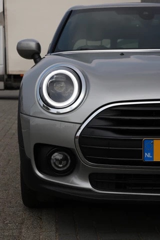 Thumbnail Mobil 9