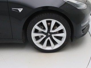 Thumbnail Mobil 9