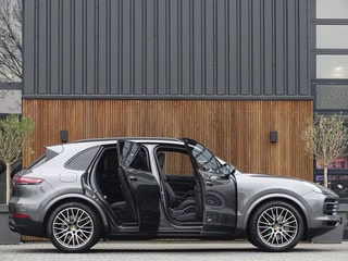 Thumbnail Mobil 4