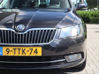 Thumbnail Mobil 7