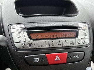 Thumbnail Mobil 6