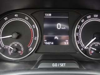 Thumbnail Mobil 6