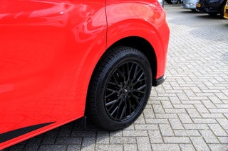 Thumbnail Mobil 6