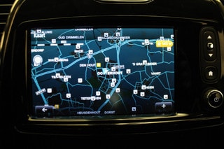 Thumbnail Mobil 4