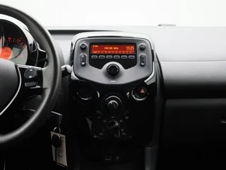 Thumbnail Mobil 9