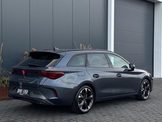 Thumbnail Mobil 8