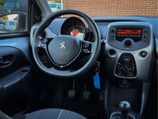Thumbnail Mobil 6