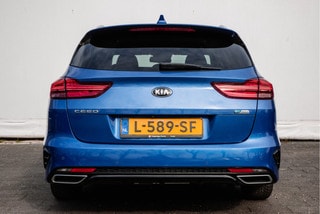Thumbnail Mobil 8