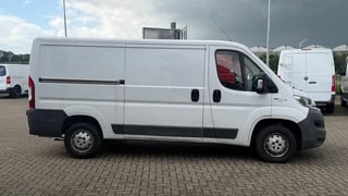 Thumbnail Mobil 4