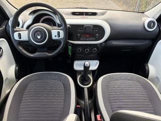 Thumbnail Mobil 6