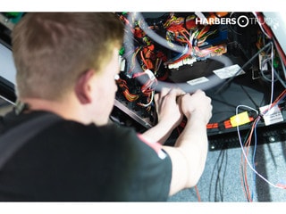 Thumbnail Mobil 10