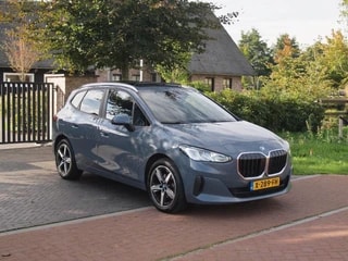 Thumbnail Mobil 4