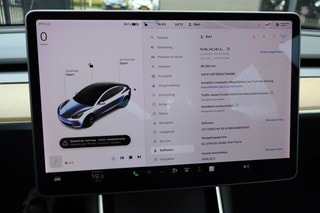 Thumbnail Mobil 3