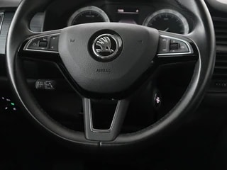 Thumbnail Mobil 8