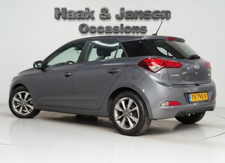 Thumbnail Mobil 4