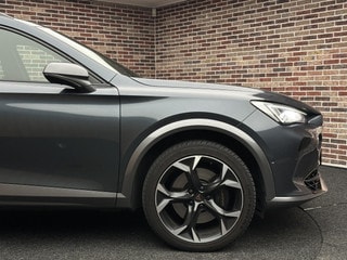 Thumbnail Mobil 8