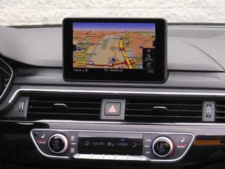 Thumbnail Mobil 6