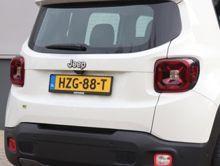 Thumbnail Mobil 6
