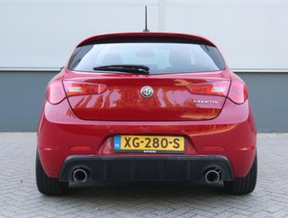 Thumbnail Mobil 8