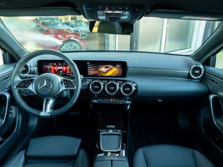 Thumbnail Mobil 3