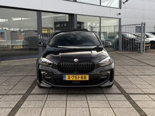 Thumbnail Mobil 8