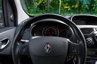Thumbnail Mobil 6
