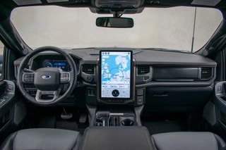Thumbnail Mobil 3