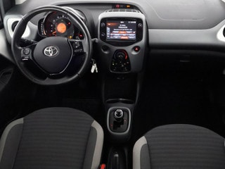 Thumbnail Mobil 6