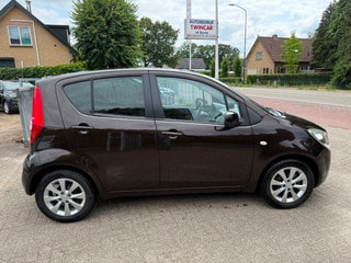 Thumbnail Mobil 4