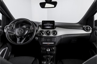 Thumbnail Mobil 3