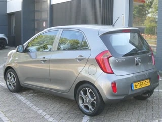 Thumbnail Mobil 7
