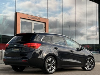 Thumbnail Mobil 10