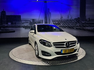 Thumbnail Mobil 4