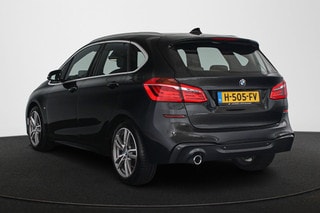 Thumbnail Mobil 4