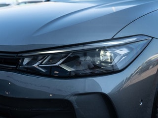 Thumbnail Mobil 10