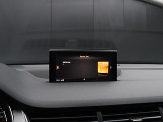 Thumbnail Mobil 8