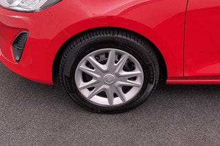 Thumbnail Mobil 7