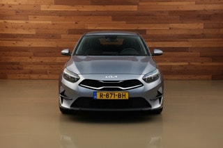 Thumbnail Mobil 8