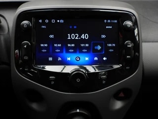 Thumbnail Mobil 8