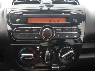 Thumbnail Mobil 9