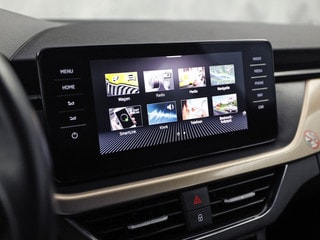 Thumbnail Mobil 8