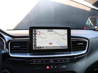 Thumbnail Mobil 8