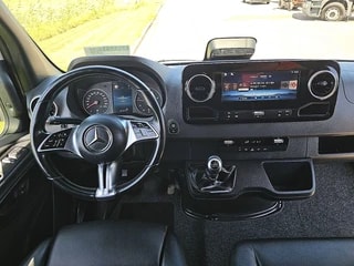Thumbnail Mobil 8