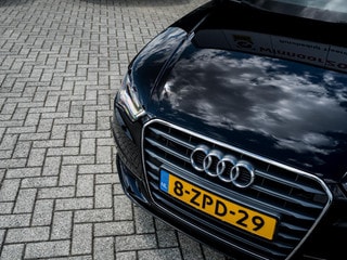 Thumbnail Mobil 8