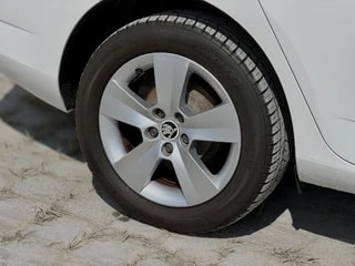 Thumbnail Mobil 6